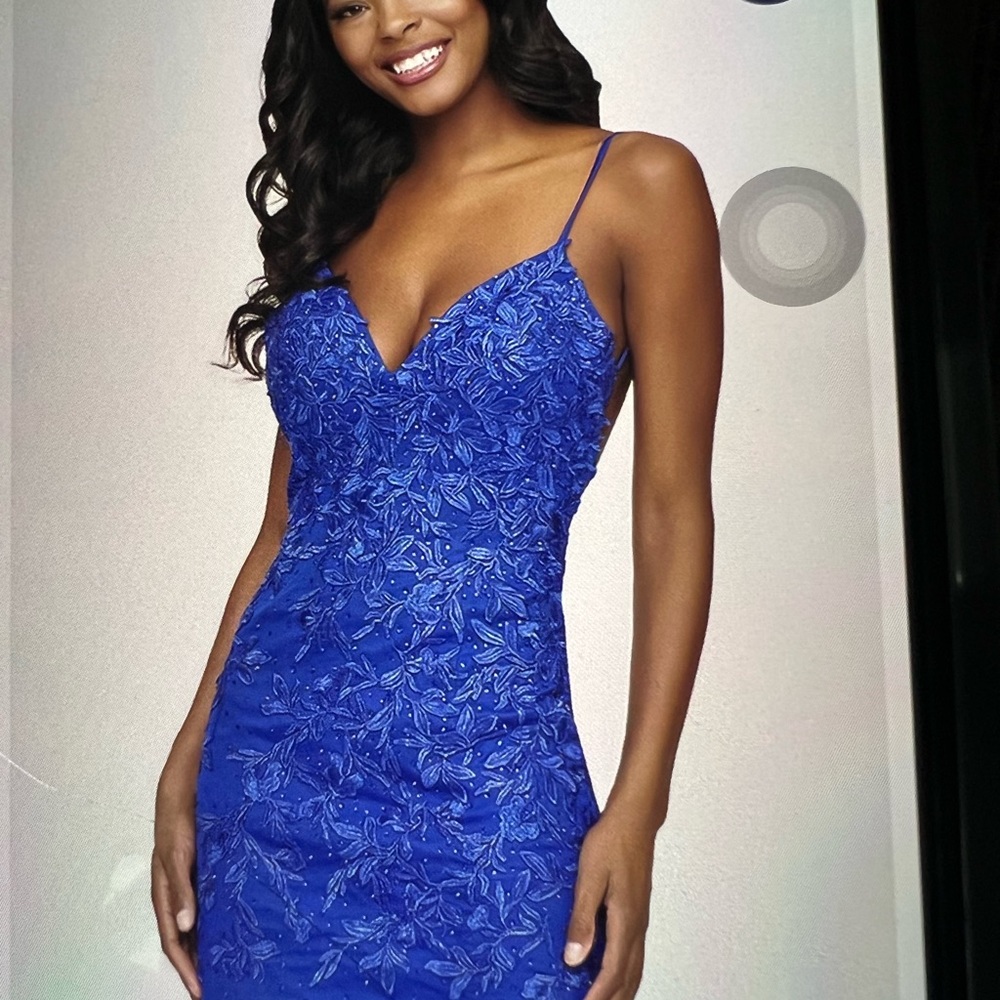 Beautiful homecoming dress.  Faviana size 0.  Royal blue. Worn once.